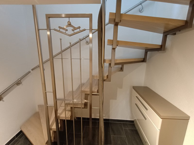 Stufen Eiche weiß gebeizt und lackiert 2